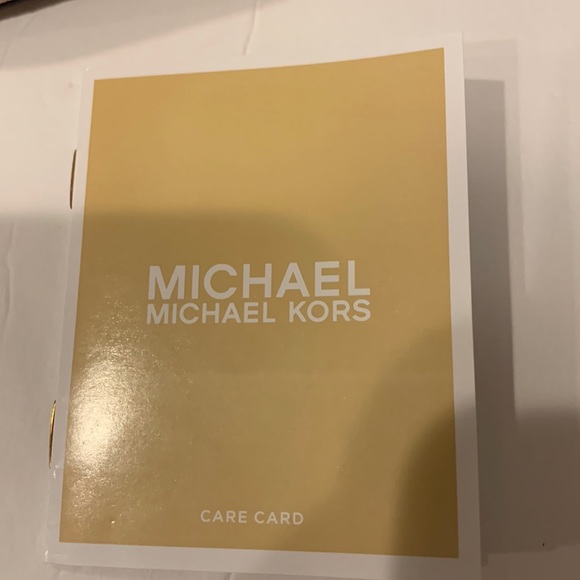 Michael Kors Cosmetic/Jewelry Case -Brand New in Box and with Tags - Picture 14 of 16